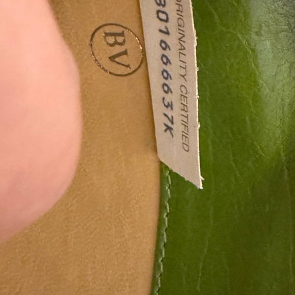 Bottega Veneta Lambskin Intrecciato Zip Around Wallet - Green - Picture 9 of 9